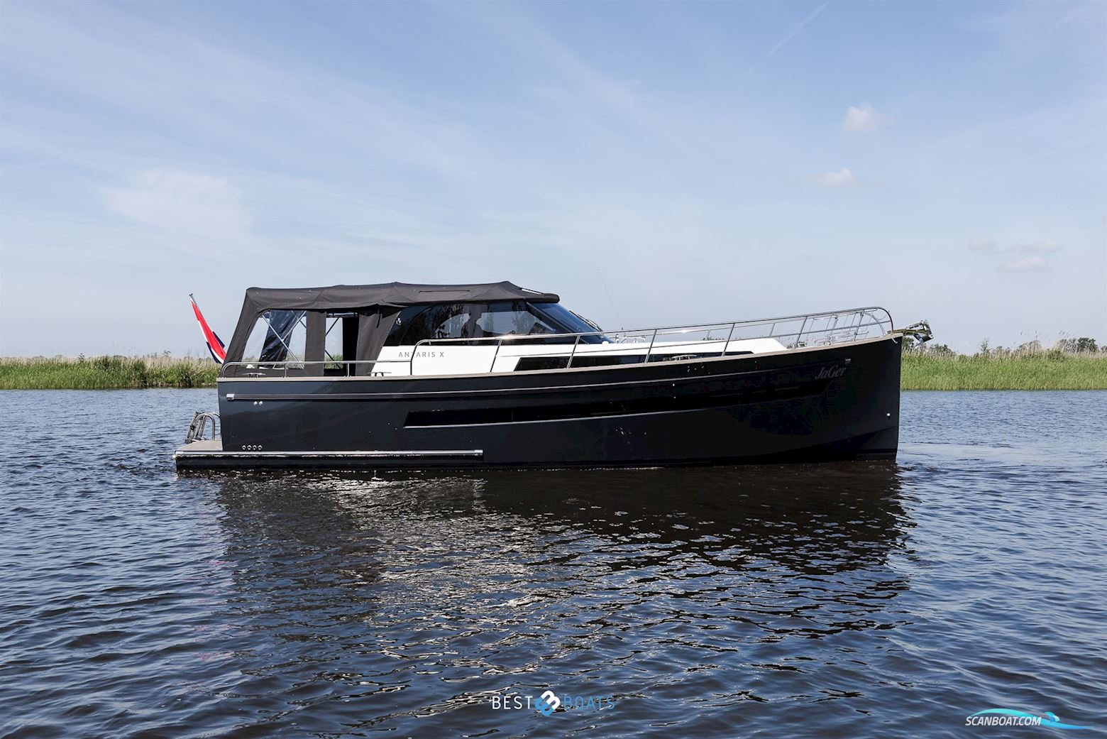 Antaris X Motorbåd 2024, med Yanmar 8LV350 motor, Holland