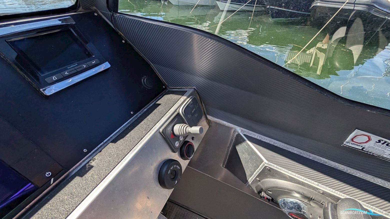 ANYTEC 747 CAB