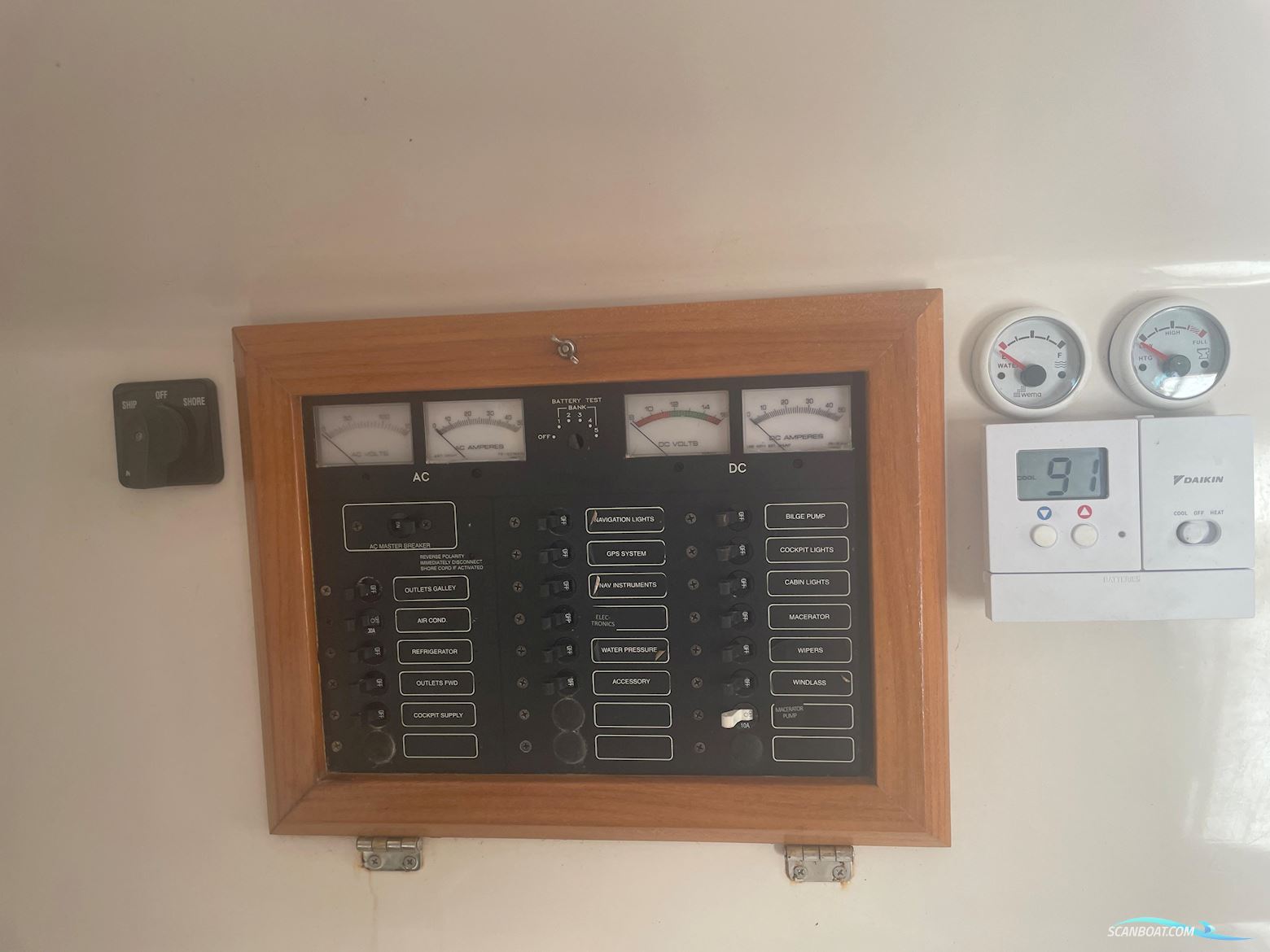 Apex Yachts Quepos 350