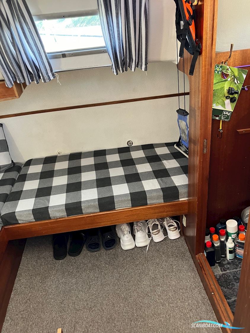 Apollo 32 TT De Luxe