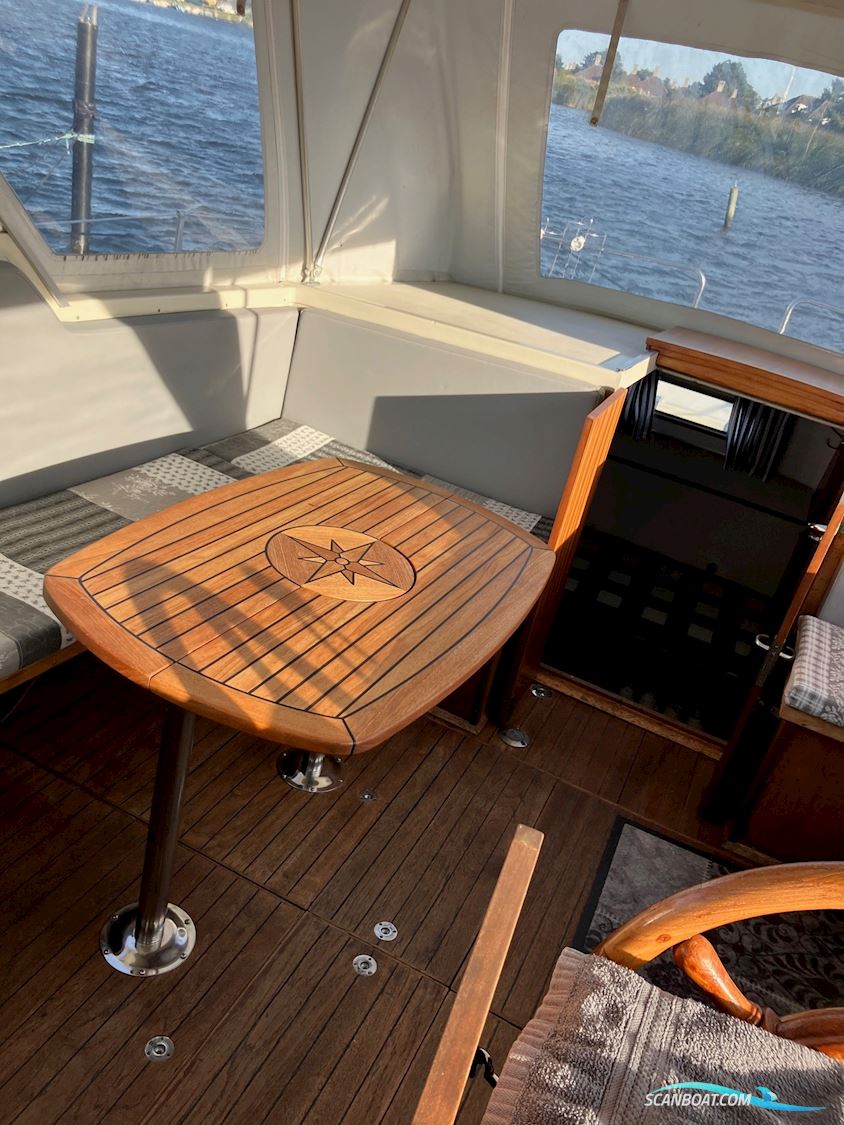 Apollo 32 TT De Luxe