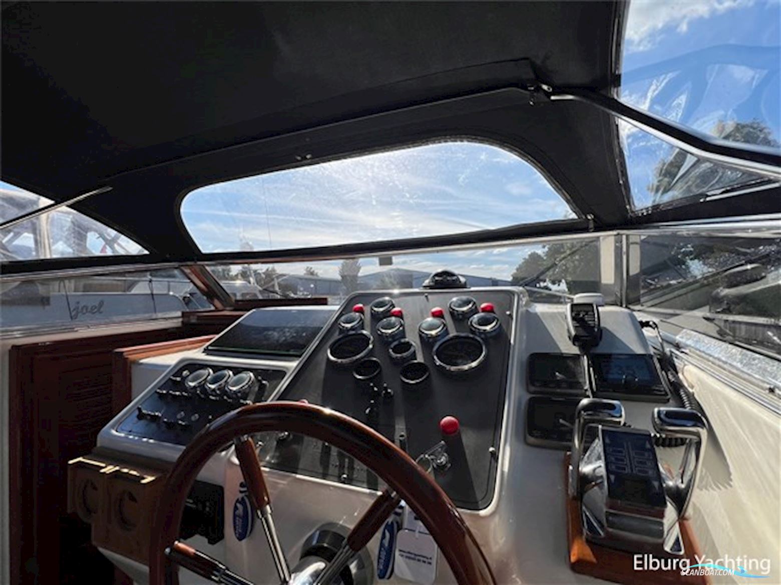 Apreamare 10 Semi Cabinato