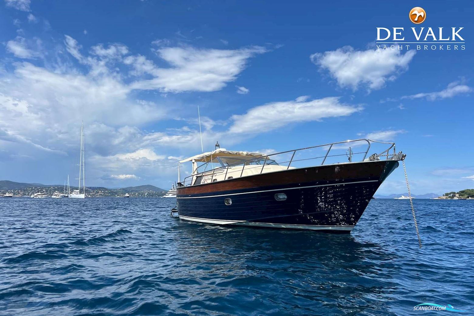 Apreamare 12 Semi-cabinato