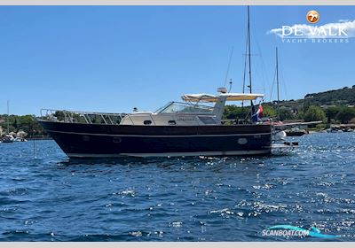 Apreamare 12 Semi-Cabinato Motorbåd 2000, med Volvo Penta motor, Frankrig