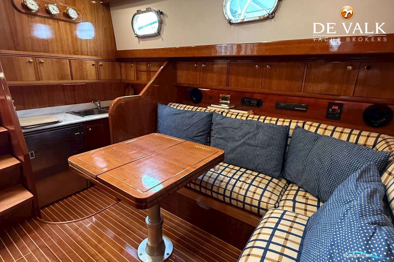 Apreamare 12 Semi-cabinato