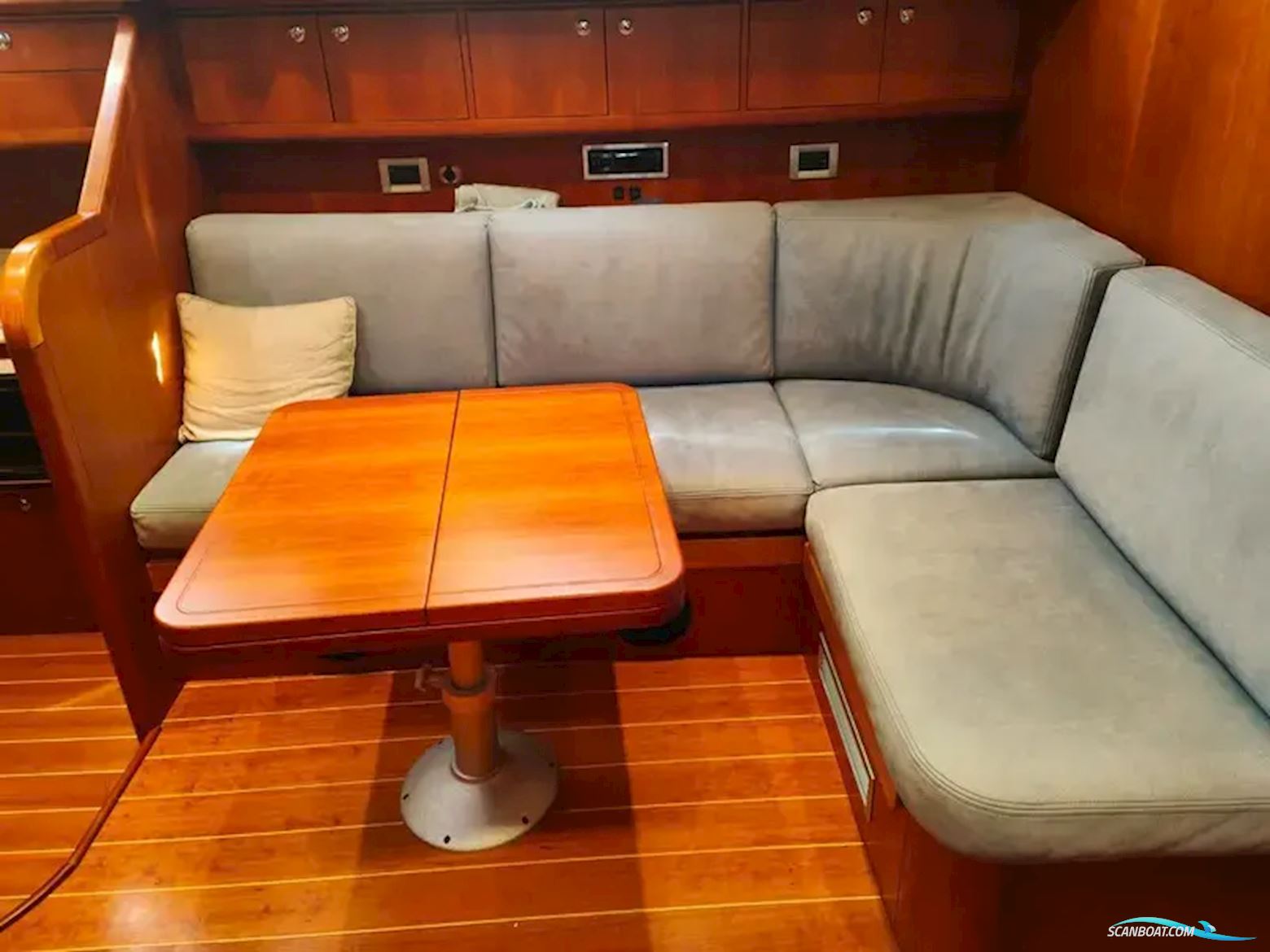 Apreamare 12 Semicabinato