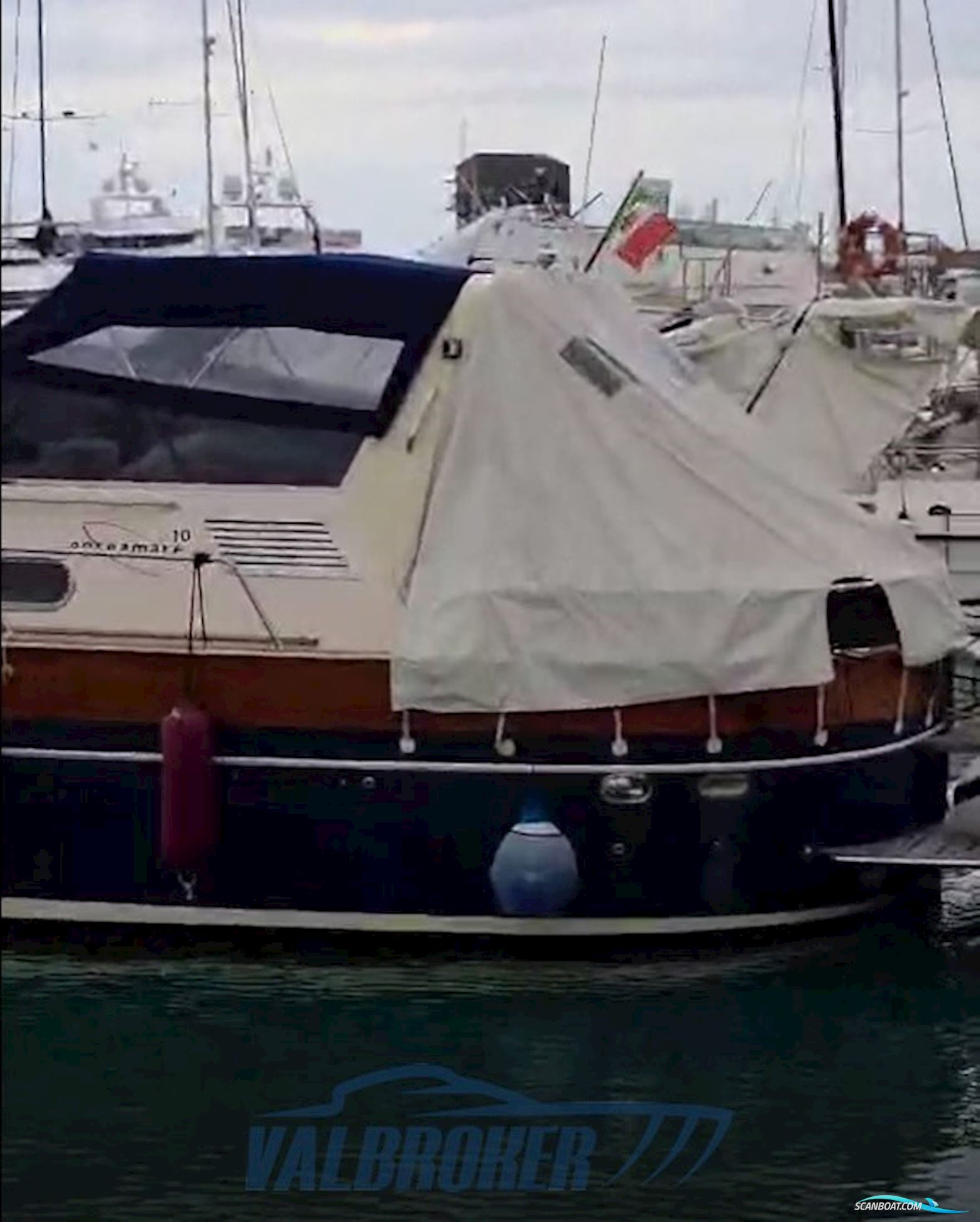 Apreamare Aprea 10 Semi Cabin