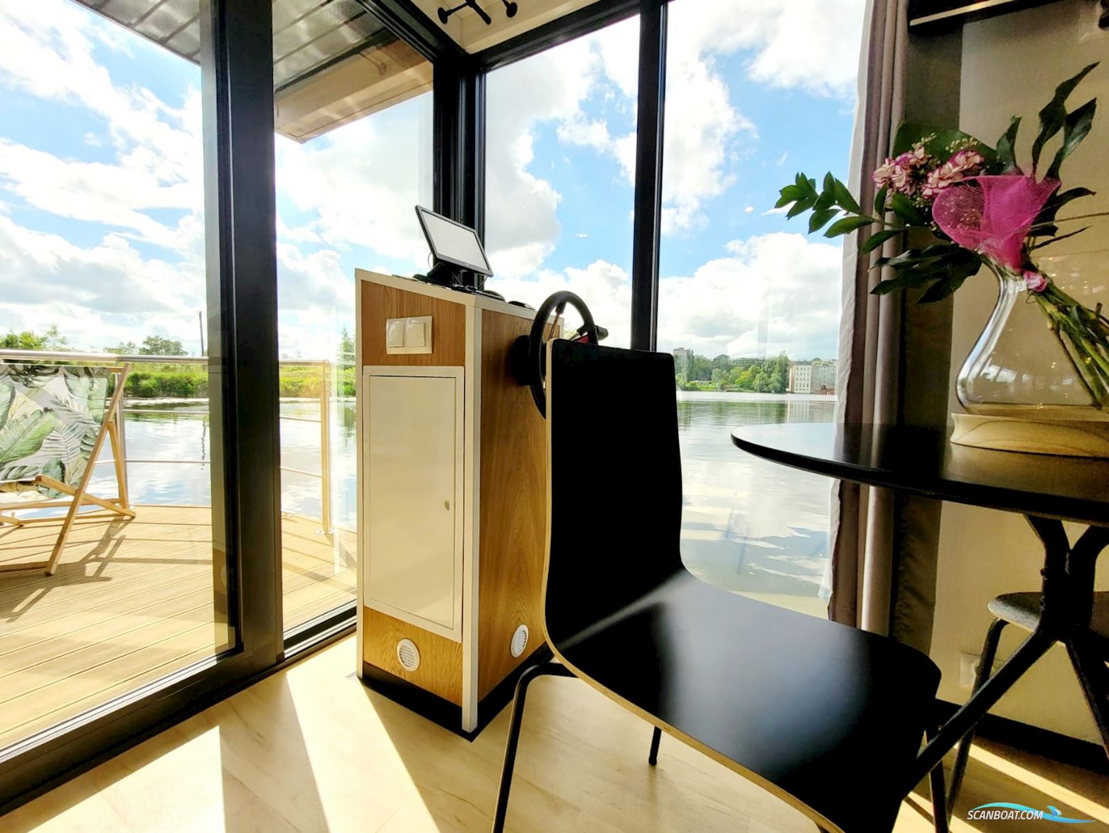 Aqua-House Hausboot Harmonia 310