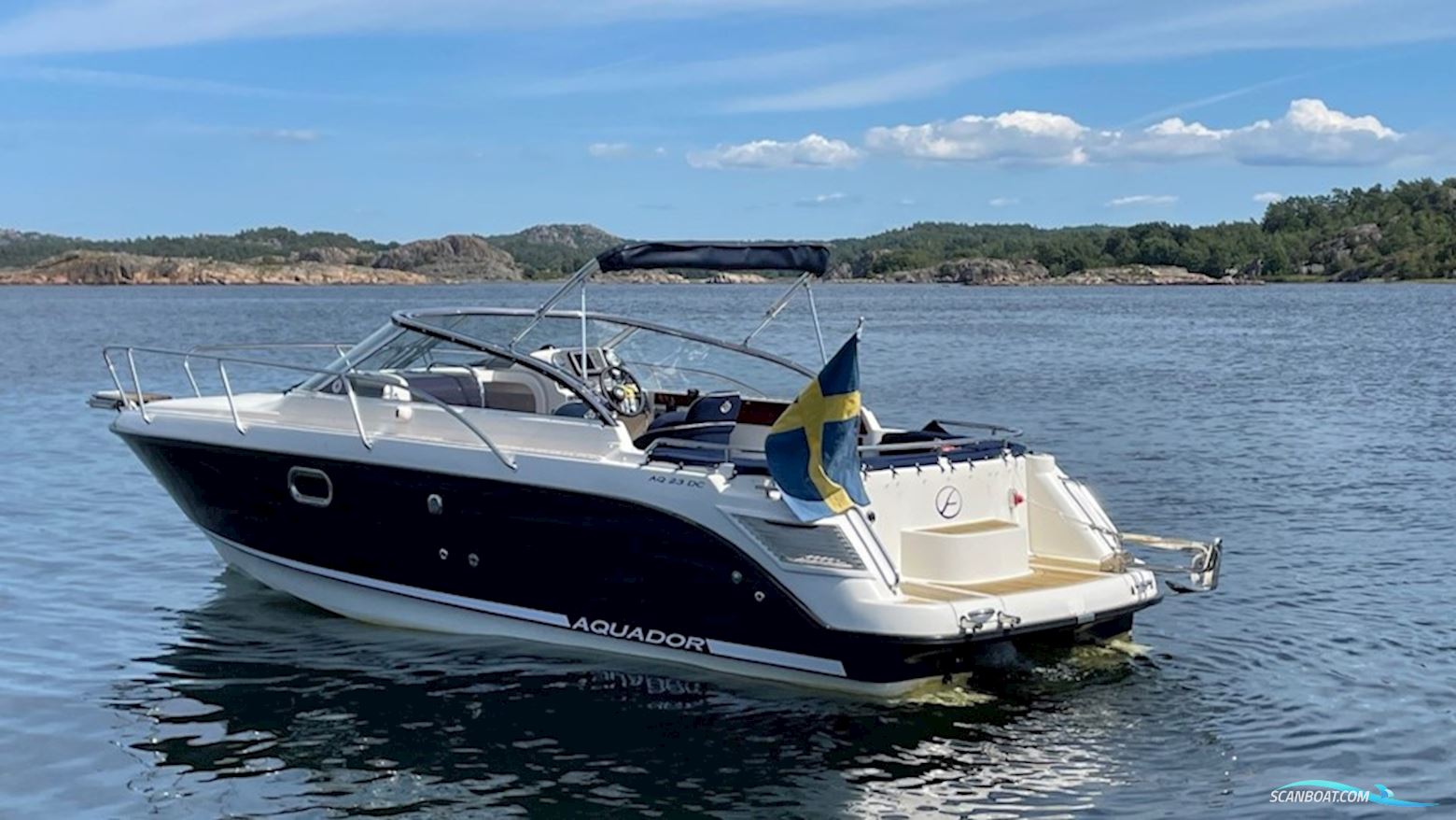 Aquador 23 DC Motorbåd 2013, med VW 3,0 Tdi motor, Sverige