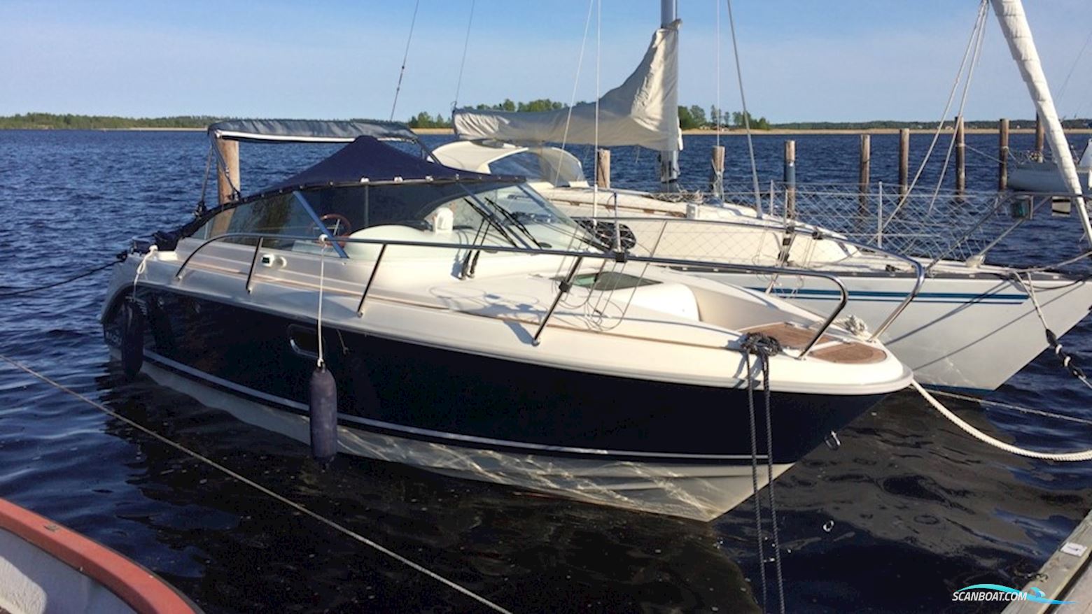 Aquador 23 DC Motorbåd 2007, med Volvo Penta D3-190 motor, Sverige