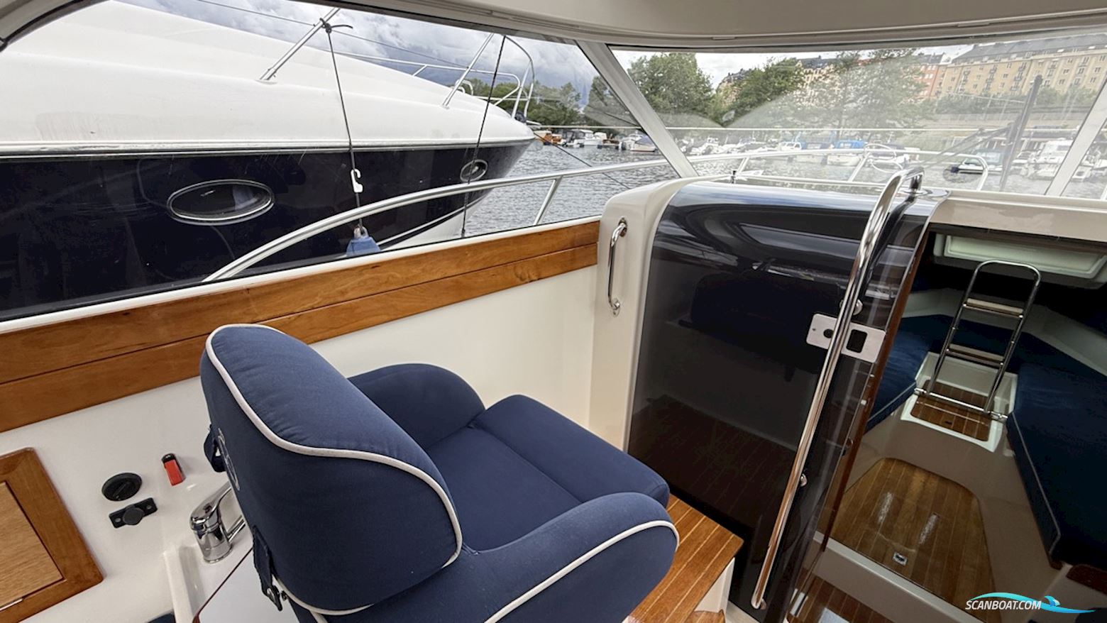 AQUADOR 23 HT