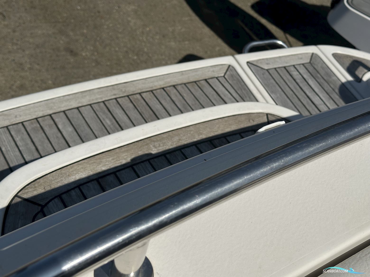 Aquador 23 Walkaround