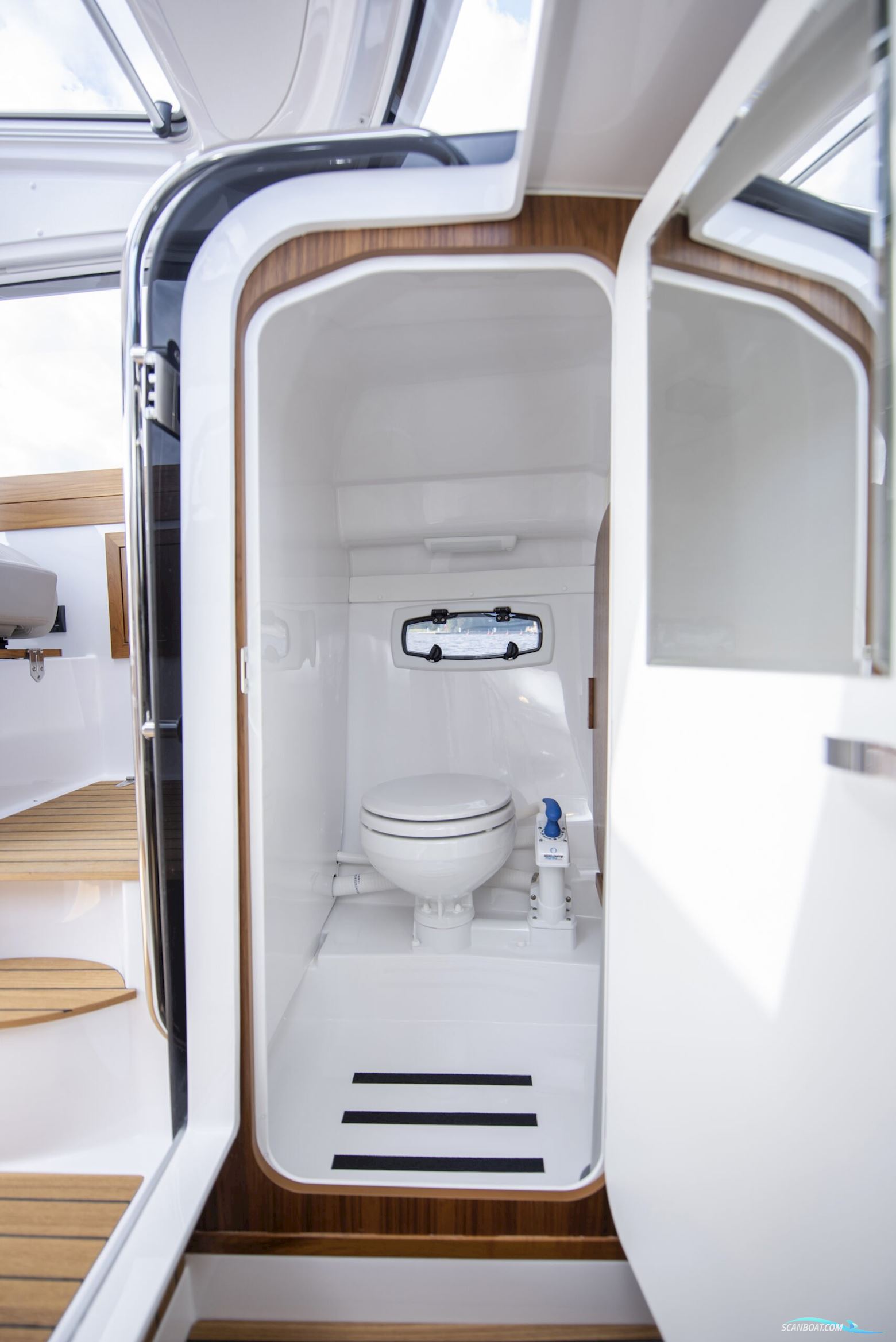 Aquador 25 HT Classic