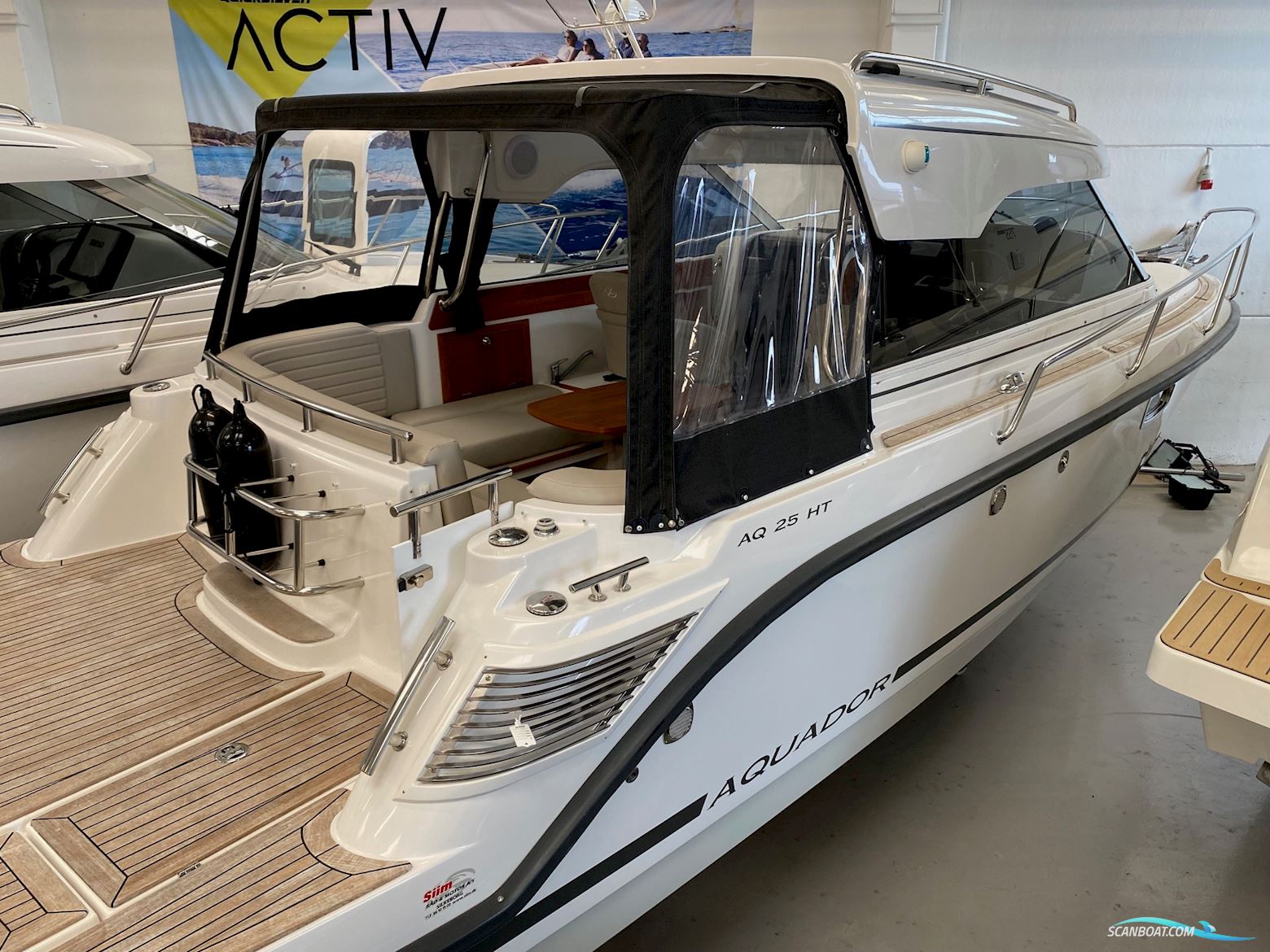 Aquador 25 HT Motorbåd 2020, med Mercuriser 4.5l motor, Danmark