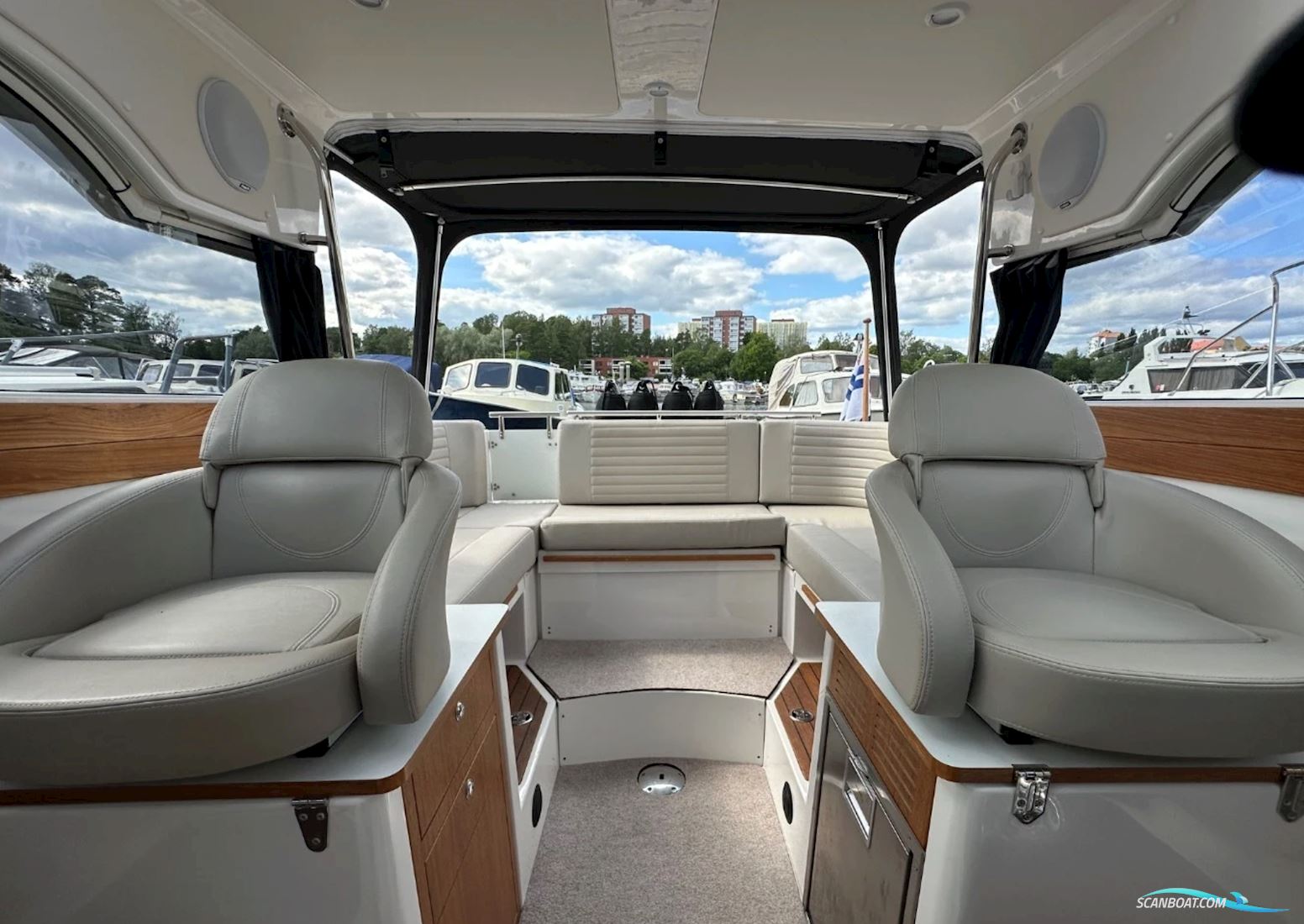 Aquador 25 HT