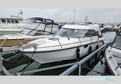 Aquador 25 HT Motorbåd 2022, med Mercury Mercruiser  4,5 L  Mpi motor, Sverige