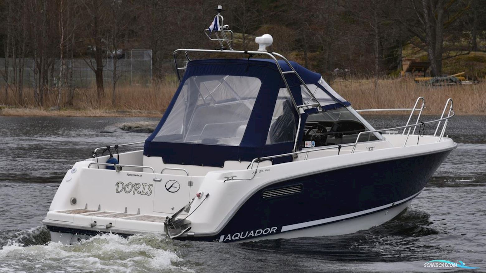Aquador 25 WA Motorbåd 2002, med Mercruiser motor, Sverige