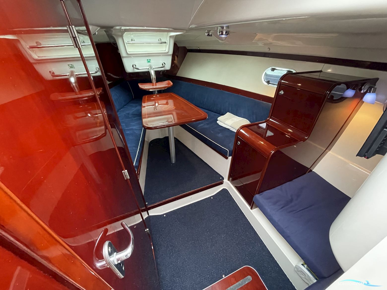 Aquador 26 DC, Forårspris