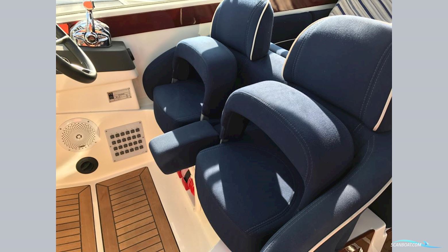 Aquador 26 DC