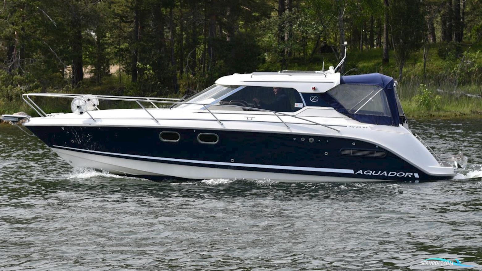 AQUADOR 26 HT Motorbåd 2011, med Cummins motor, Sverige