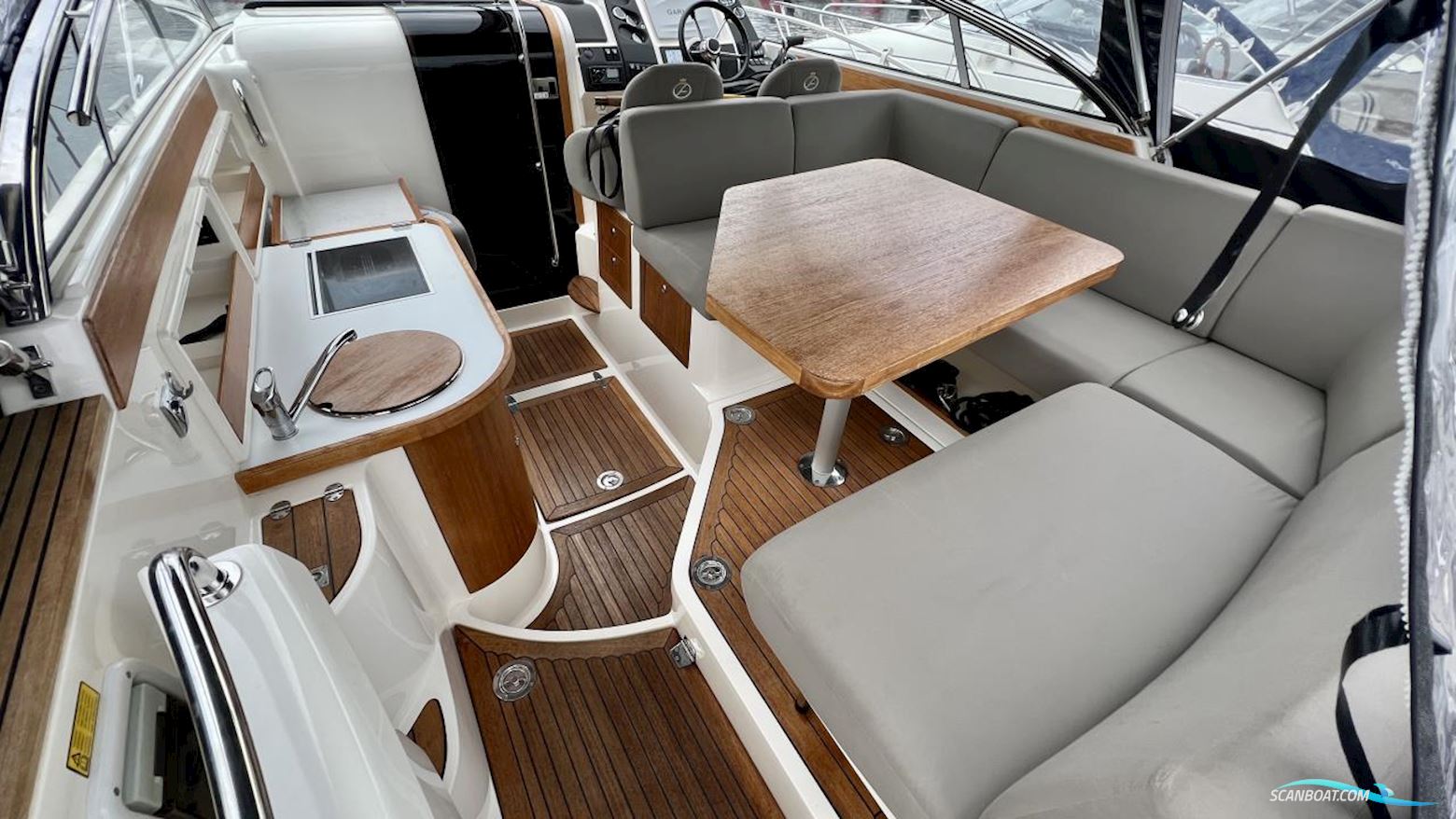 Aquador 27 DC