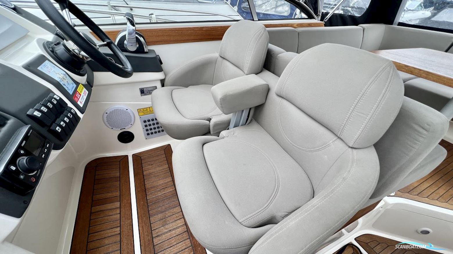 Aquador 27 DC