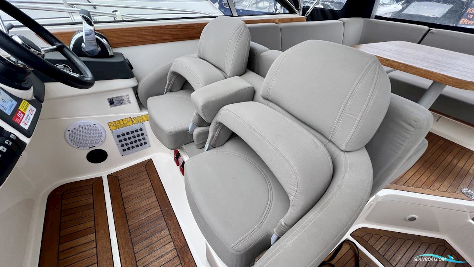 Aquador 27 DC