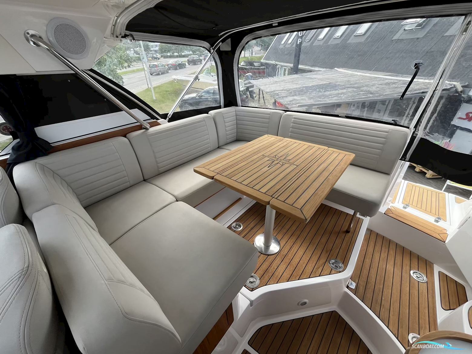 Aquador 27 HT (2020)