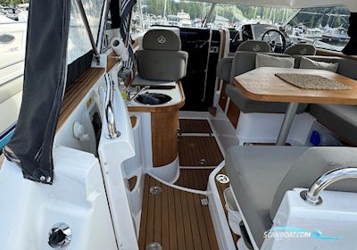 Aquador 27 HT Motorbåd 2017, med Mercruiser motor, Sverige