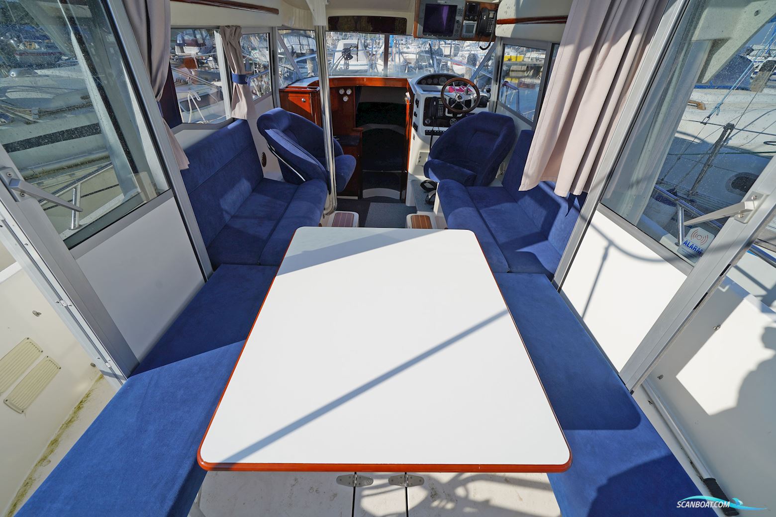 Aquador 28 C