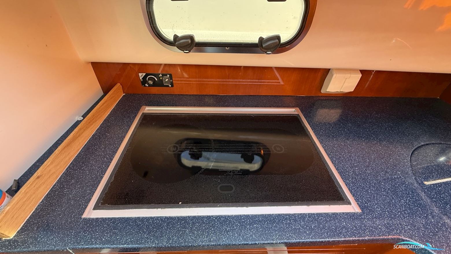 Aquador 28 C