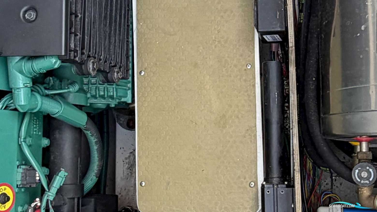 AQUADOR 28 C