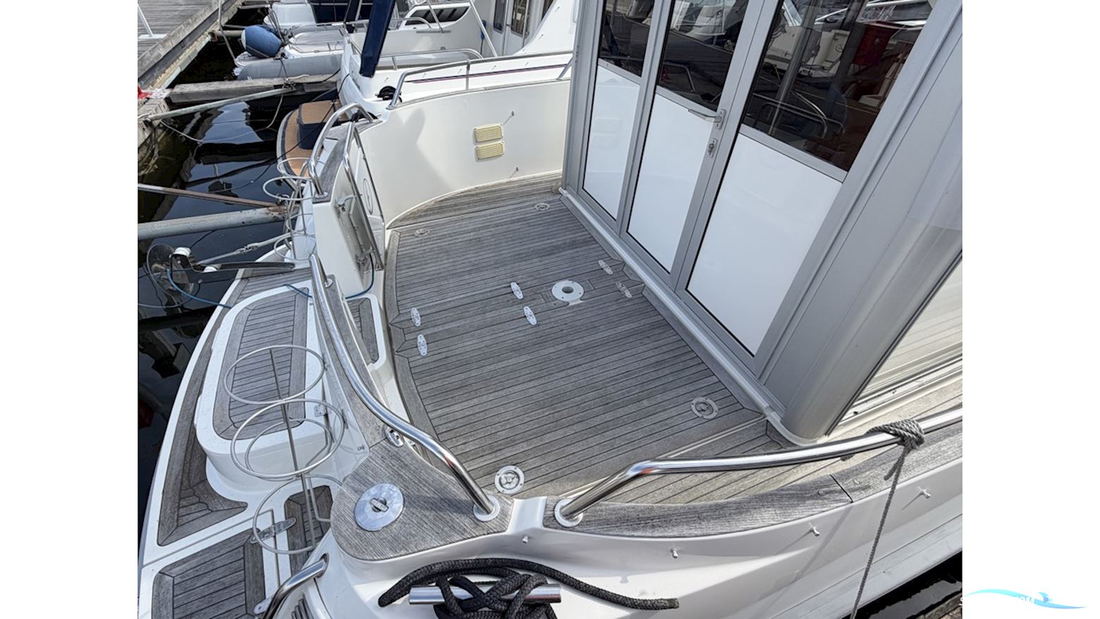 AQUADOR 28 C