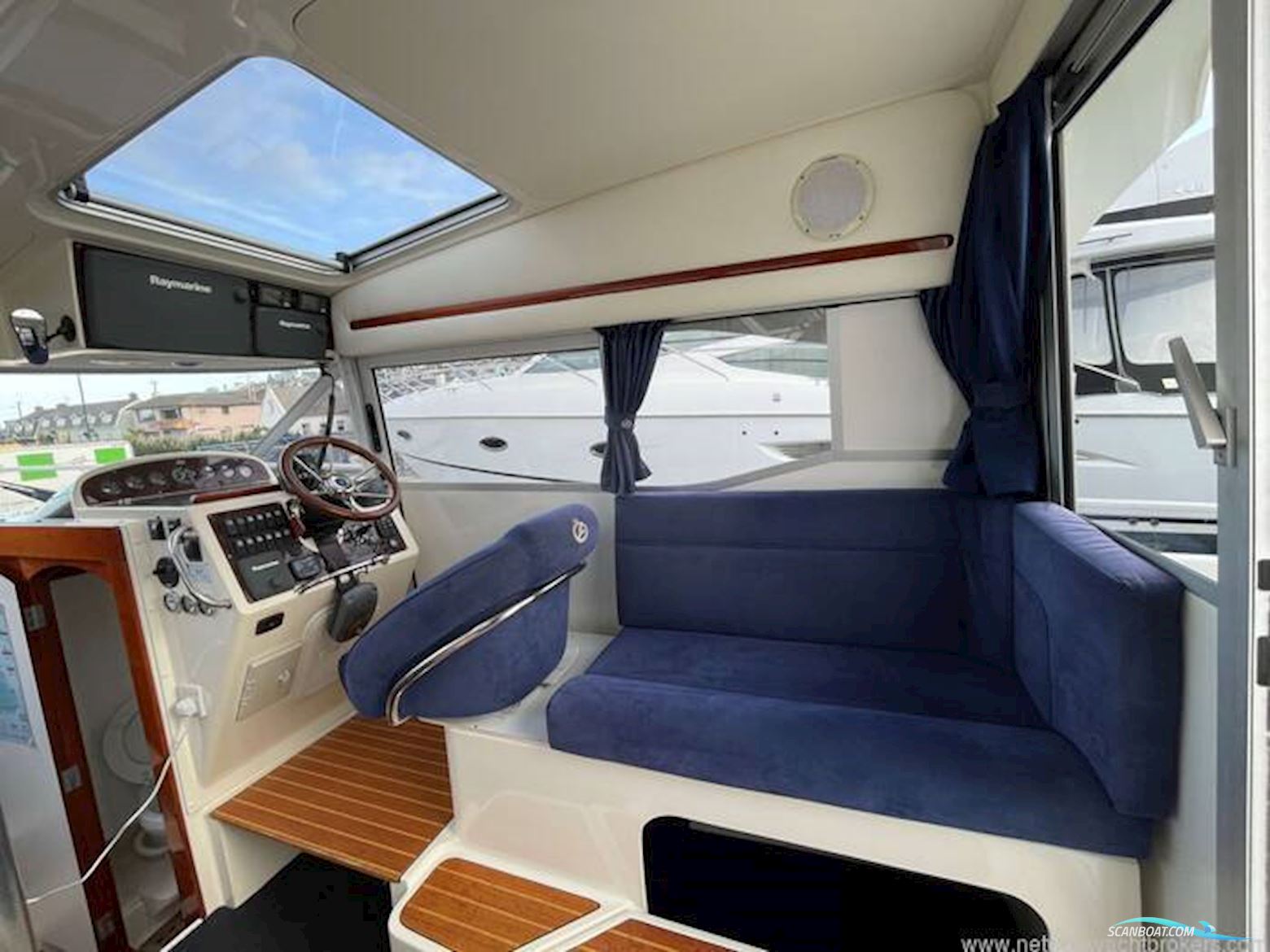 Aquador 28 C