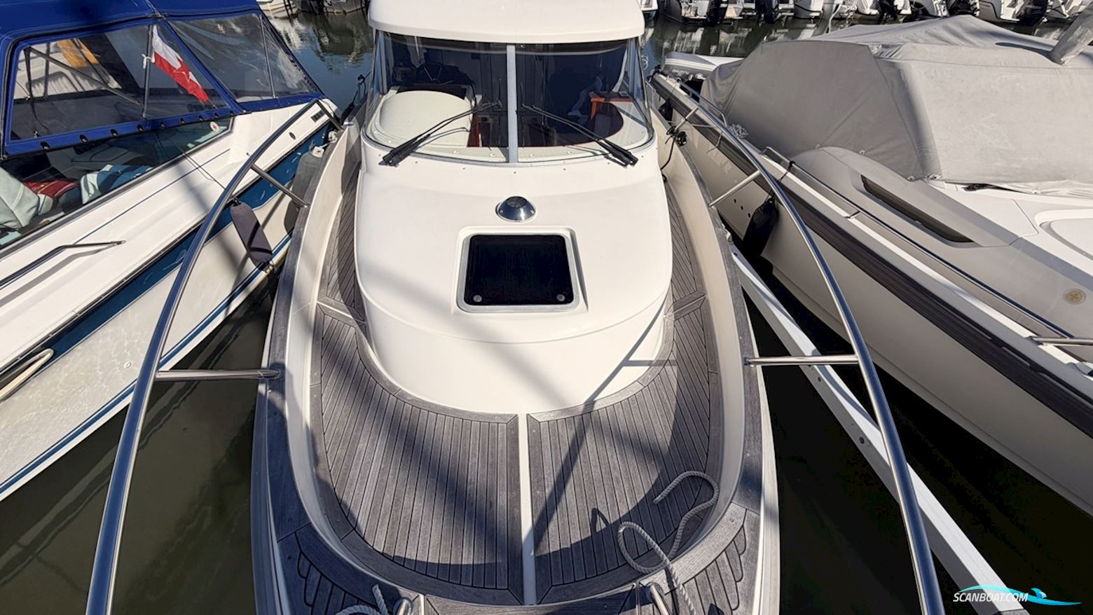 Aquador 28 C