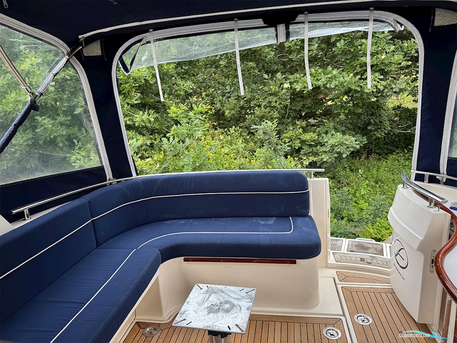 Aquador 28 DC