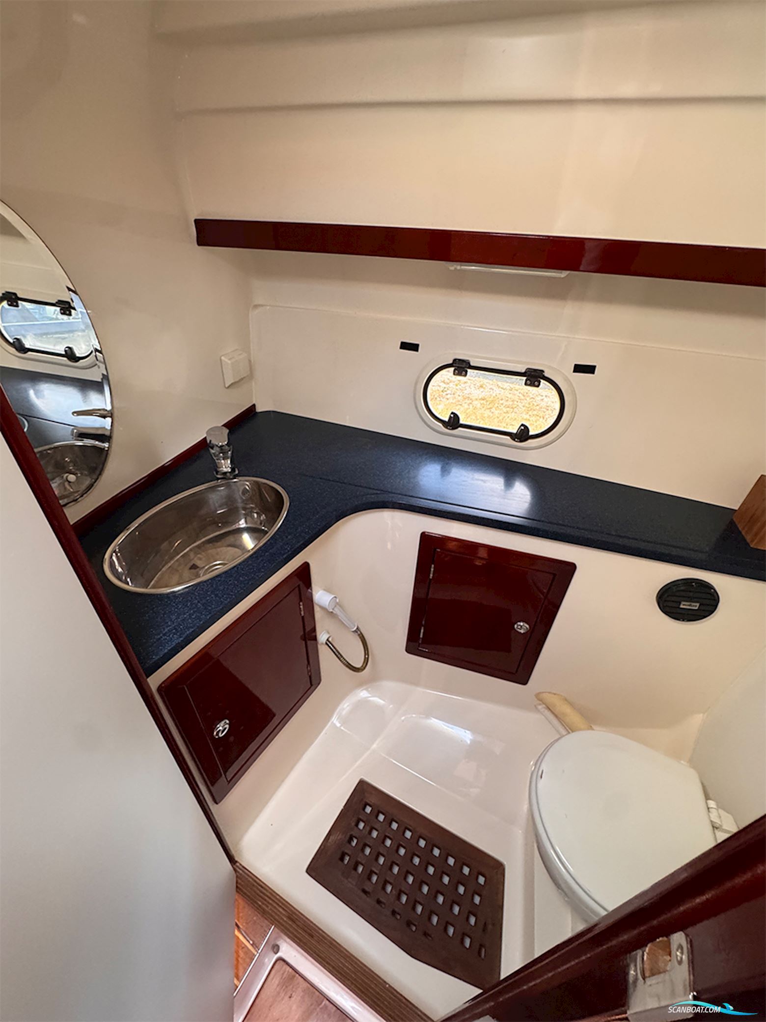 Aquador 28 DC
