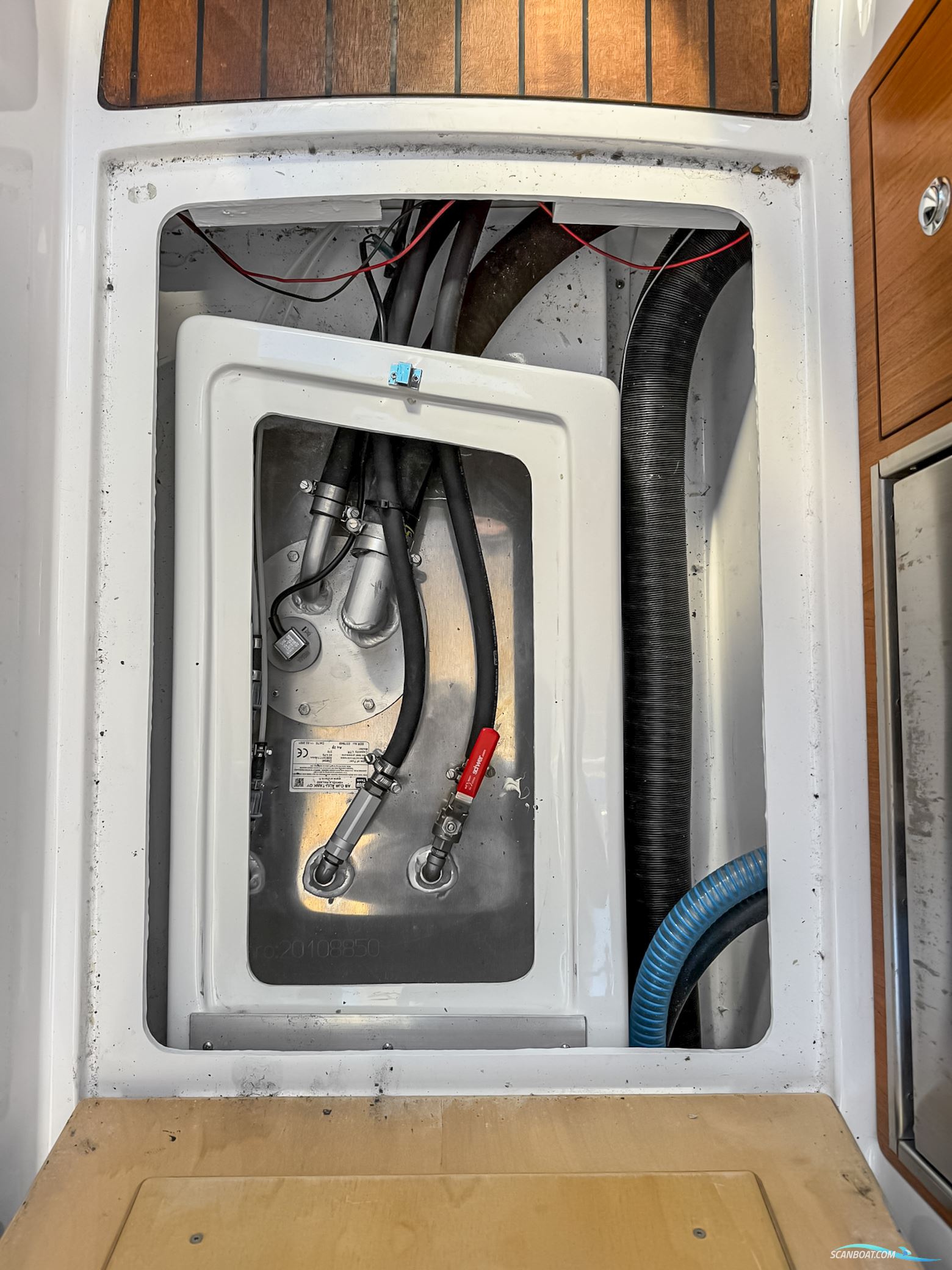 Aquador 28 HT