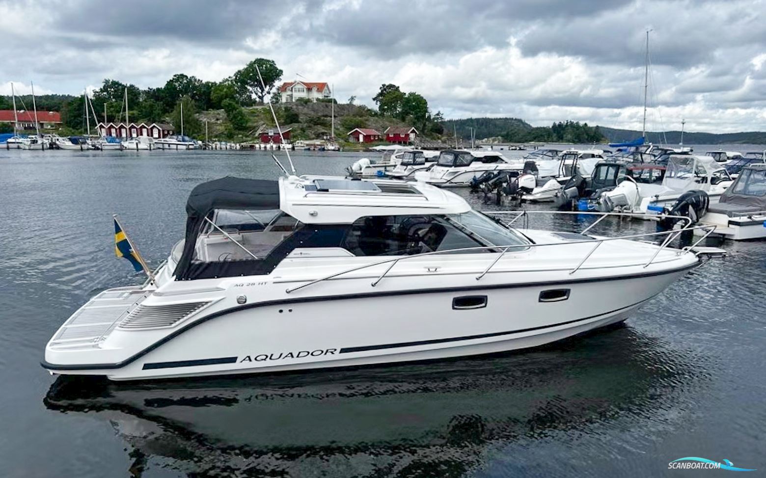 Aquador 28 HT Motorbåd 2021, med Mercury MD 3.0, V-6 280 Hk motor, Sverige