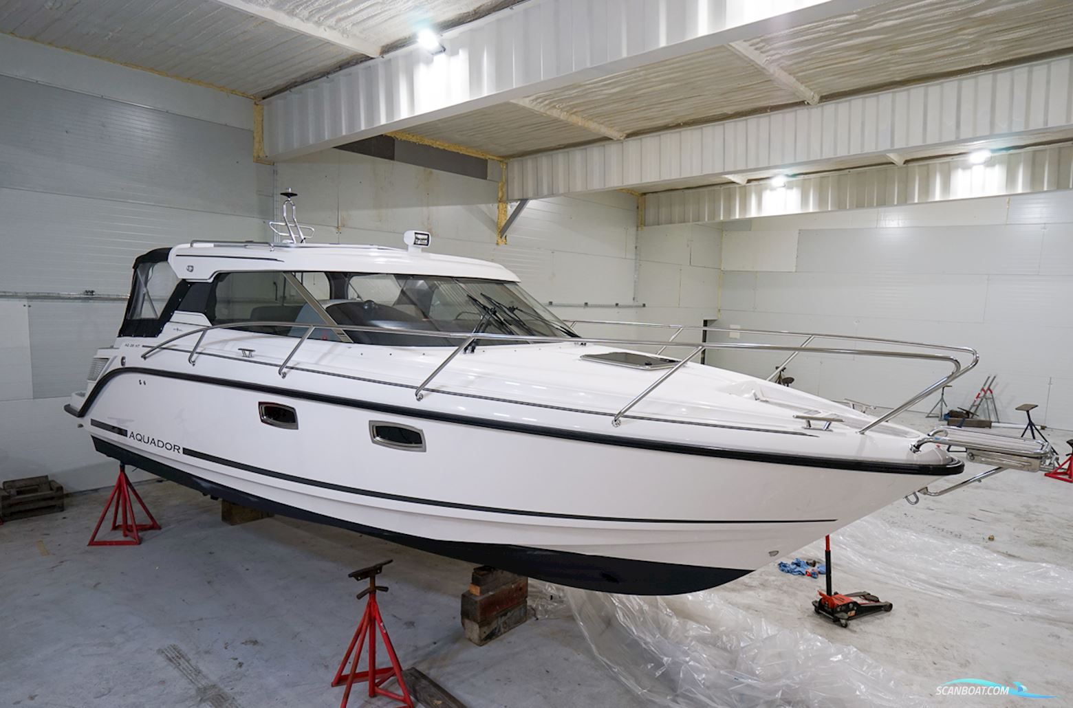 Aquador 28 HT