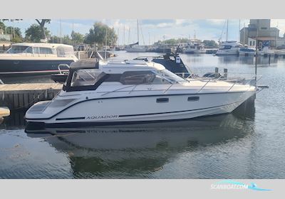 Aquador 28 HT Motorbåd 2022, med Mercruiser motor, Sverige