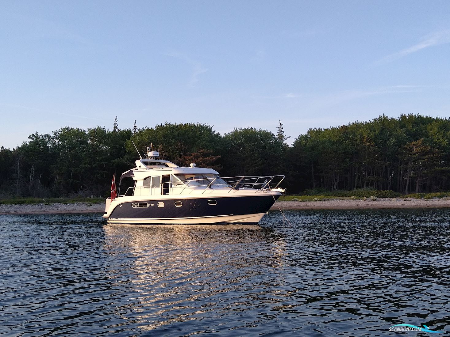 Aquador 32 C Motorbåd 2004, med Yanmar 6Lya-Stp motor, Danmark