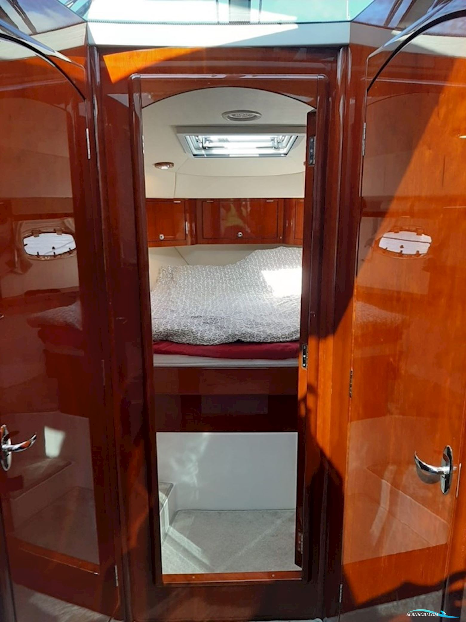 Aquador 35 C  2 x 260 Mercruiser 3.0 TDI