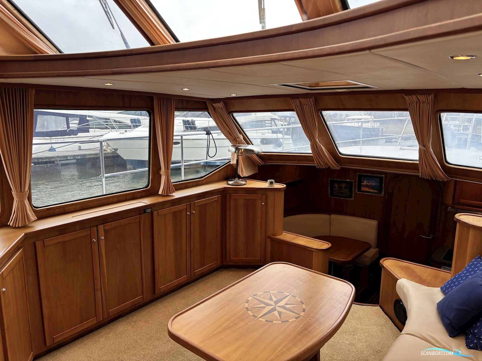 Aqualine 46 Pilothouse