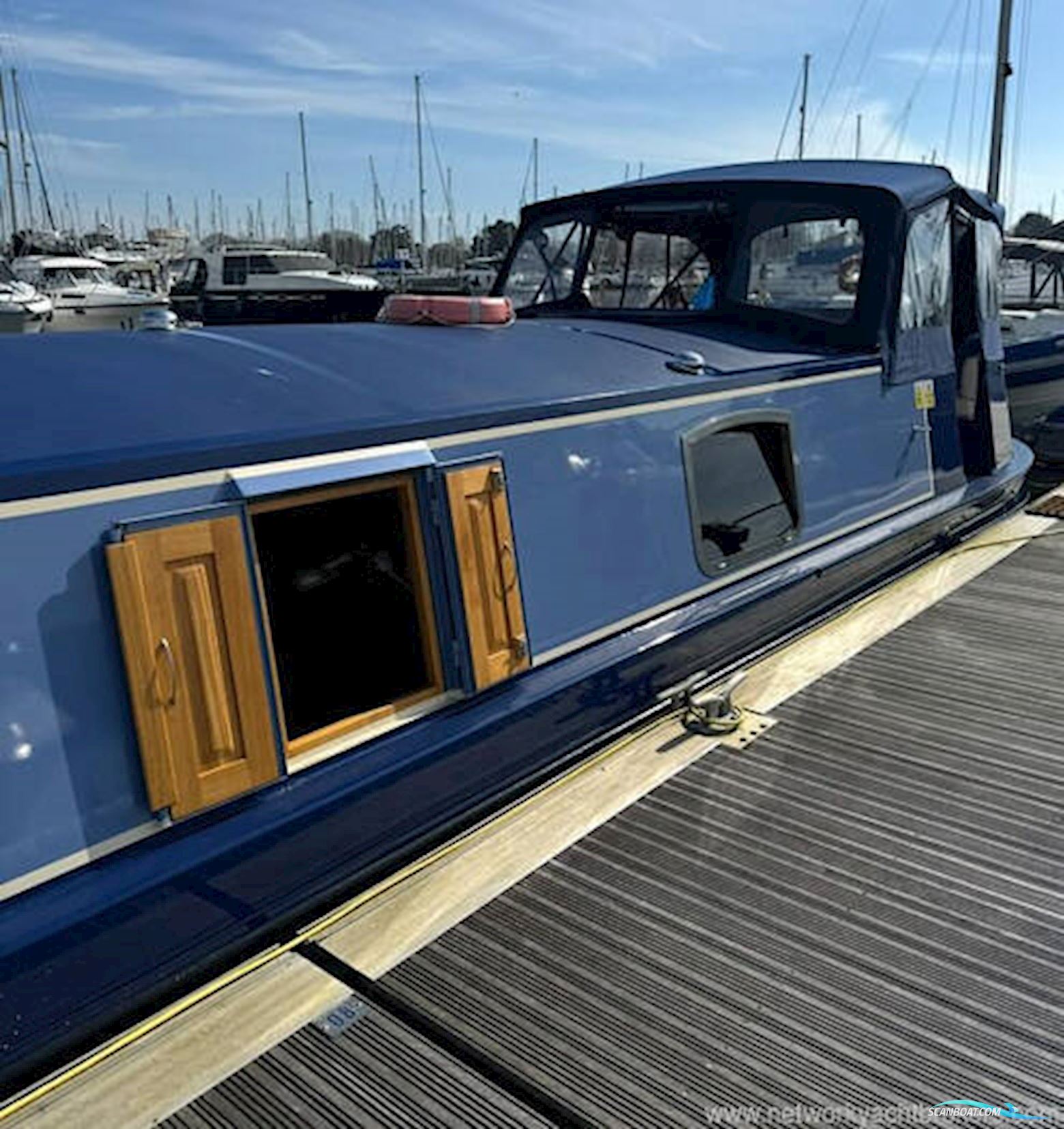 Aqualine Canterbury 70 Barge