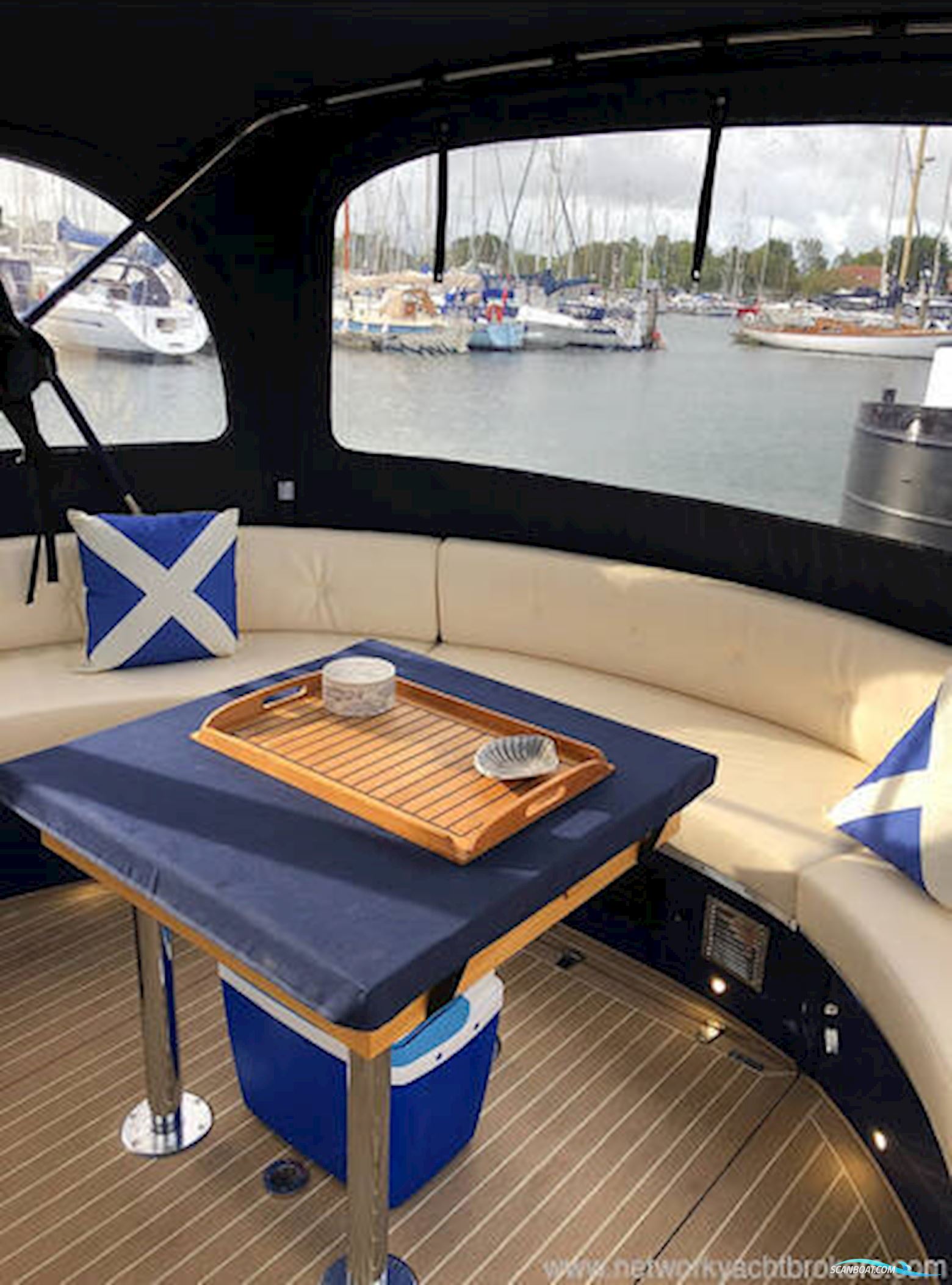 Aqualine Canterbury 70 Barge