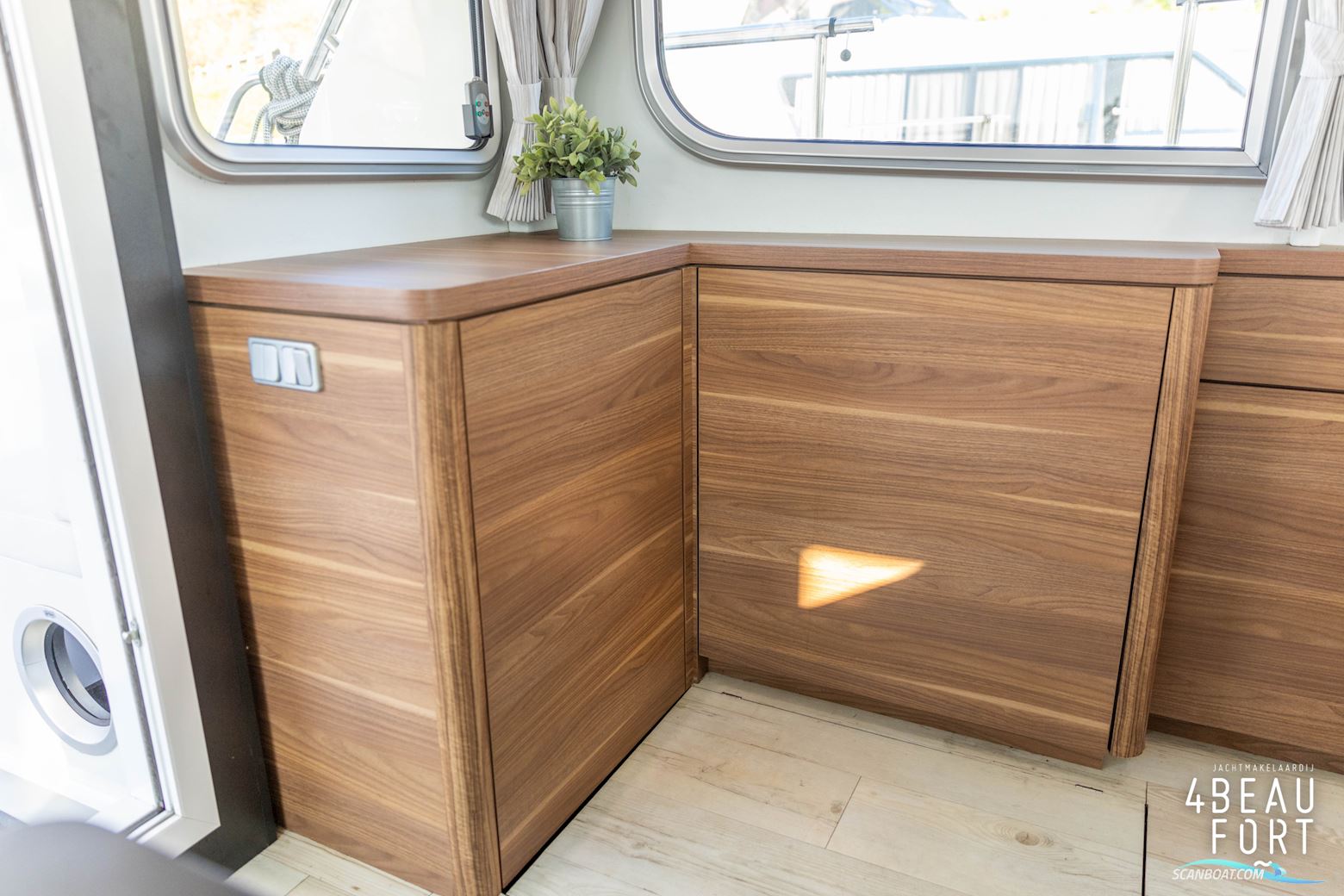 Aquanaut Andante 438 OC