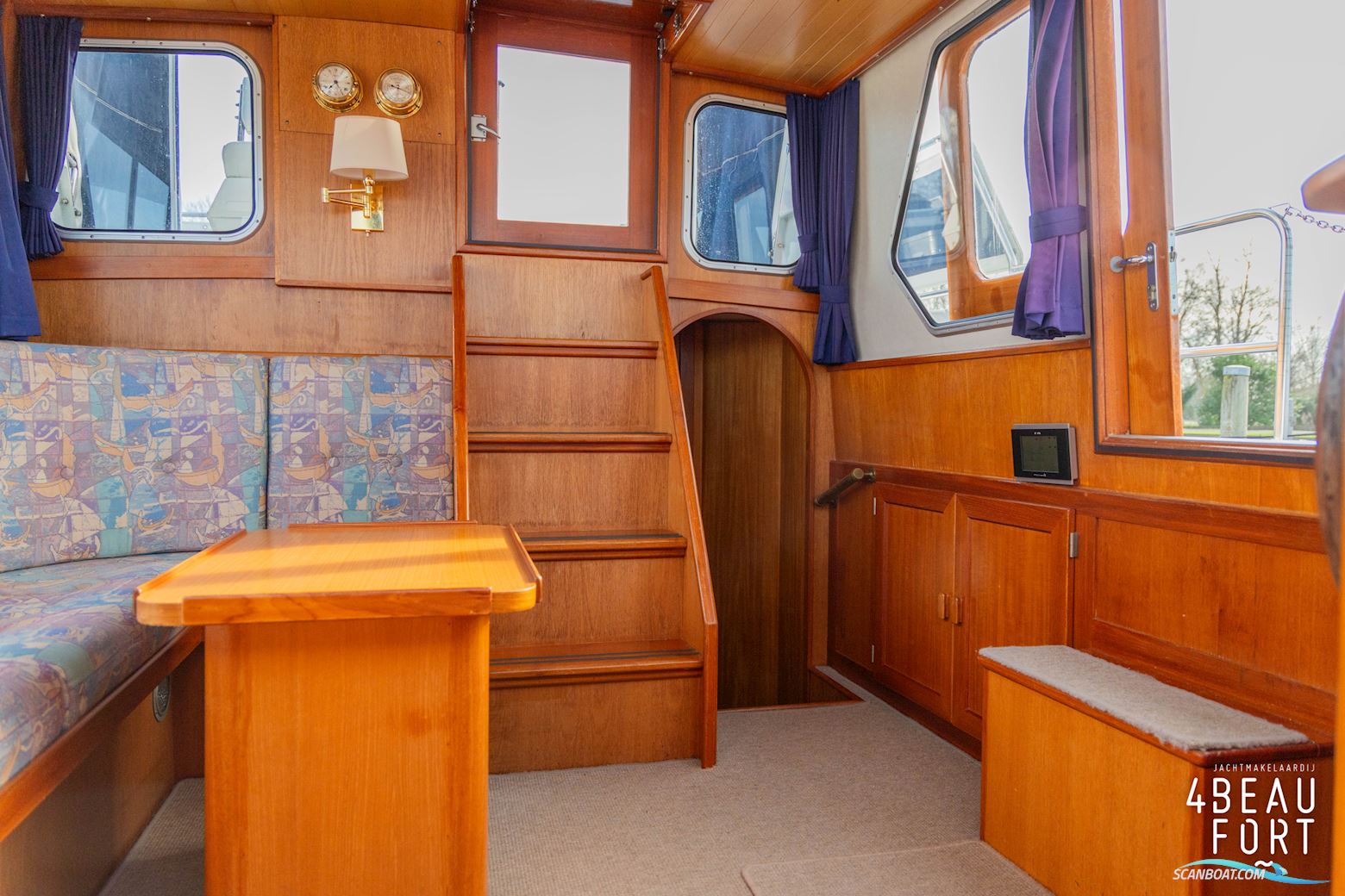 Aquanaut Beauty 1050 AK