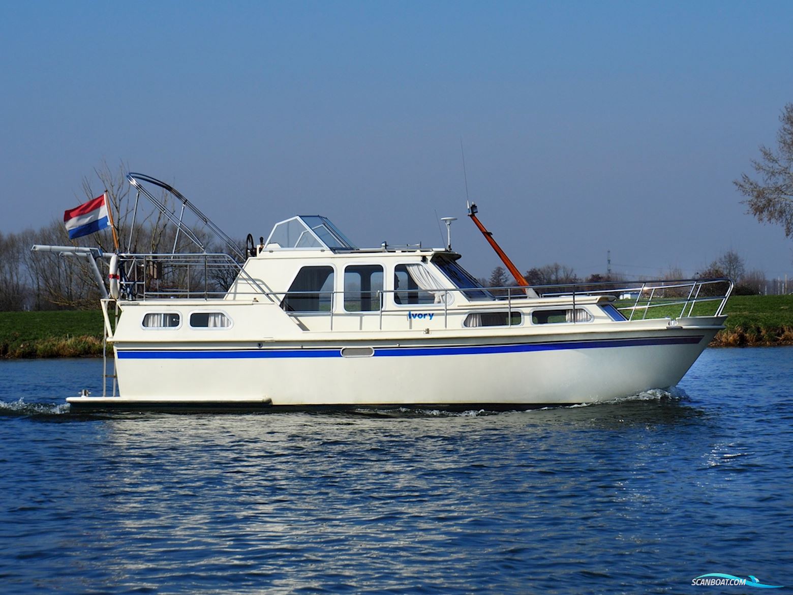 Aquanaut Beauty 950 Motorbåd 1985, Holland