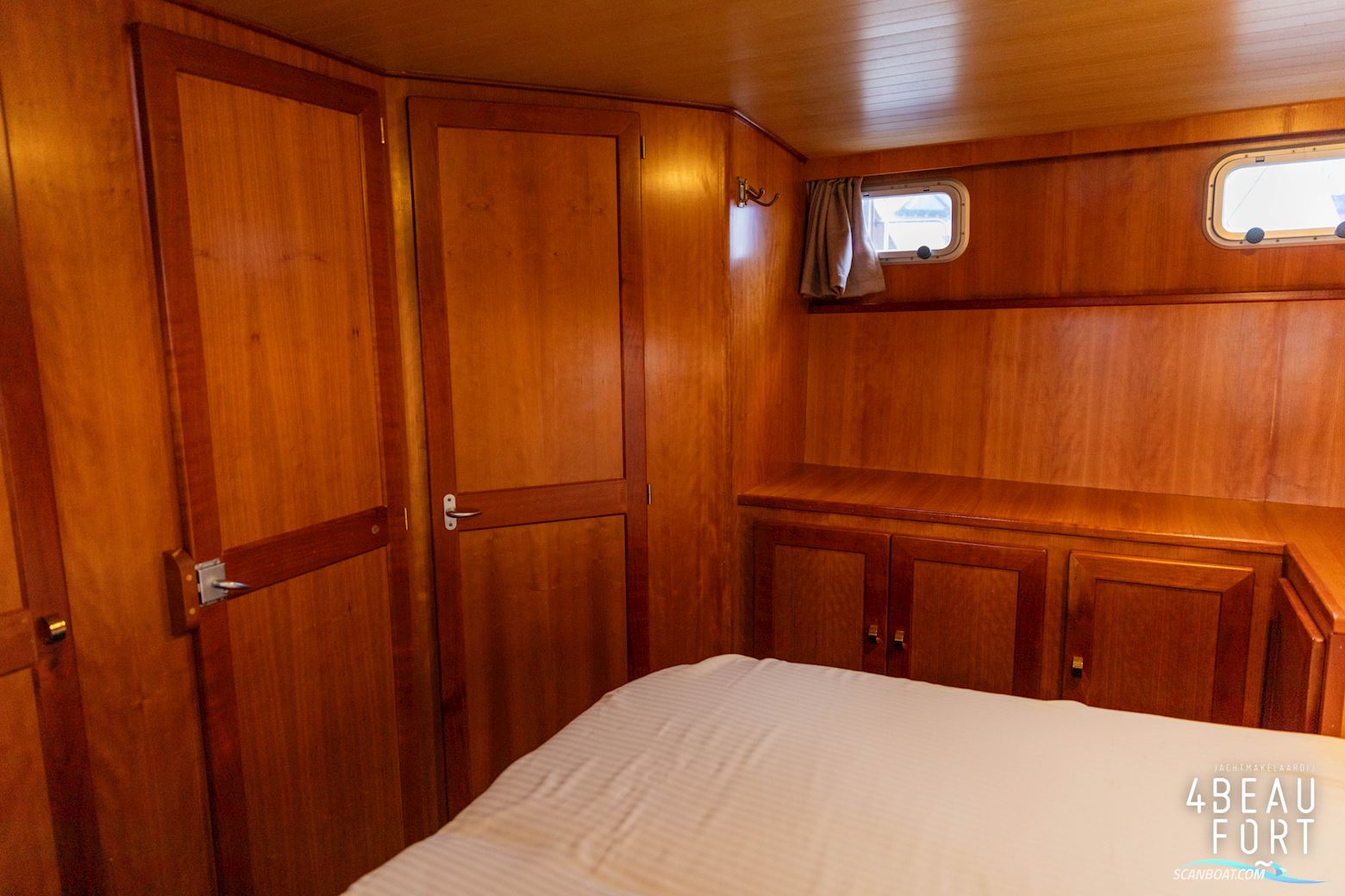 Aquanaut Drifter 1250 Fly